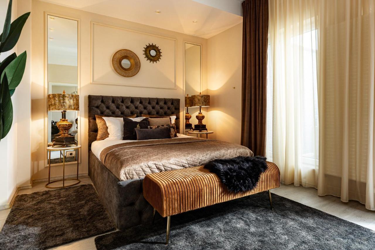 Qult - The Aristocrat Lejlighed Bukarest Eksteriør billede