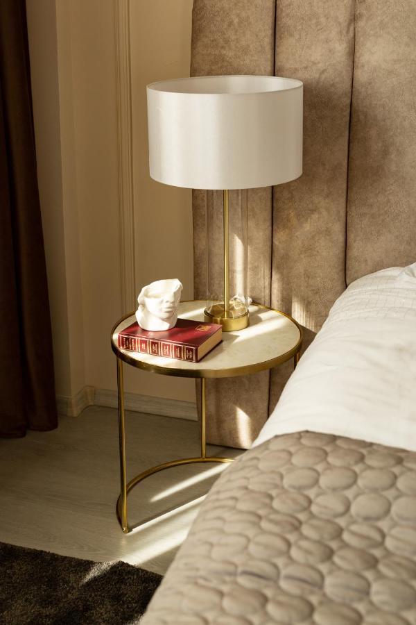 Qult - The Aristocrat Lejlighed Bukarest Eksteriør billede