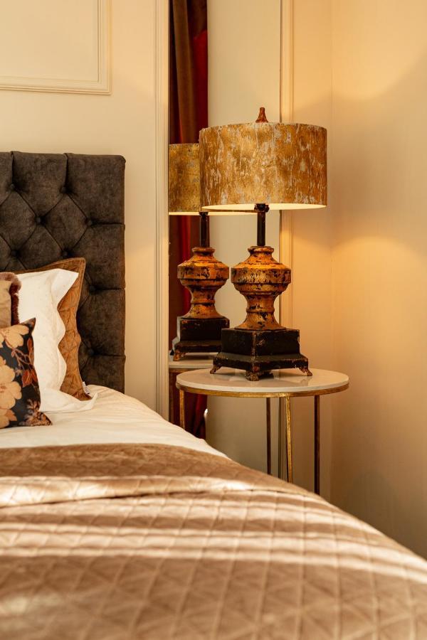 Qult - The Aristocrat Lejlighed Bukarest Eksteriør billede